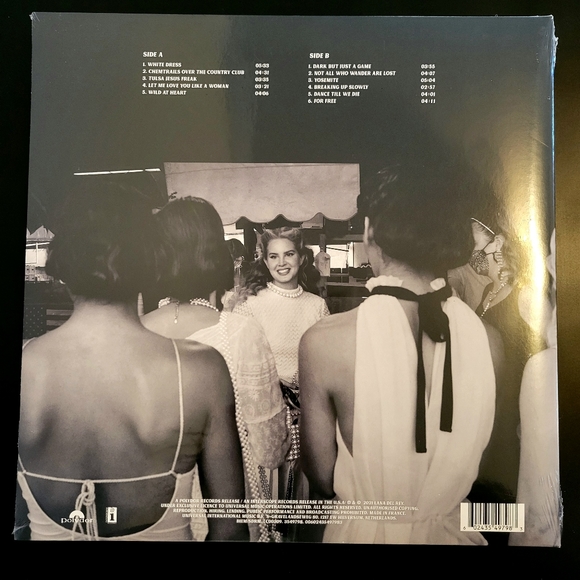 Lana Del Rey Vinyl Chemtrails Over The Country Club Yellow Vinyl New Sealed - Picture 2 of 2